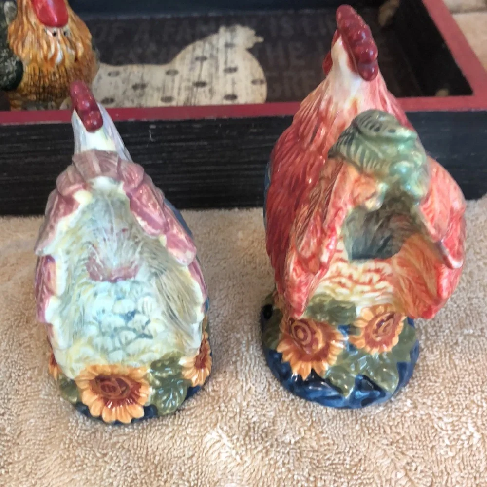 Vintage CIC Chicken AND Rooster Salt and Pepper Shakers 5x4” & 4x4”